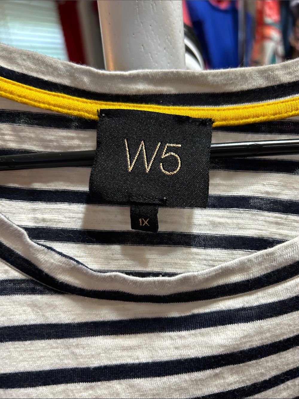 W5 Women's Black & White Striped Short Sleeve Tee with Yellow Trim Size 1X - Picture 3 of 3
